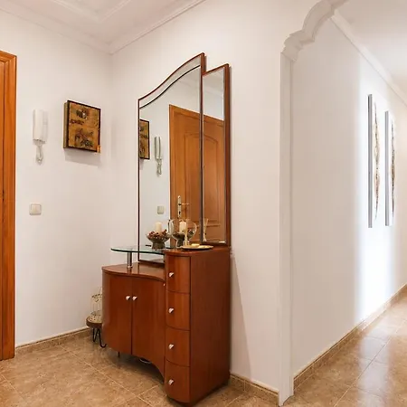 Apartment Spacious In Downtown Calpe