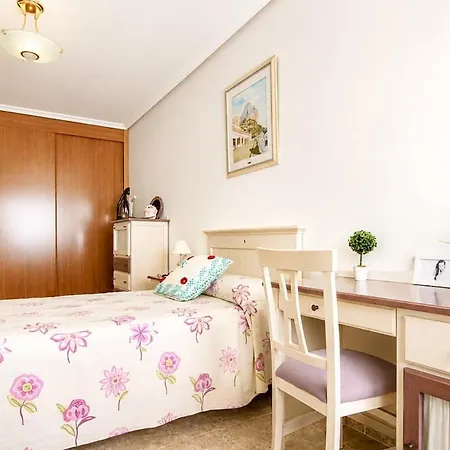 Spacious In Downtown *