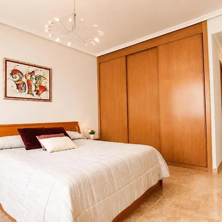 Spacious In Downtown Apartment